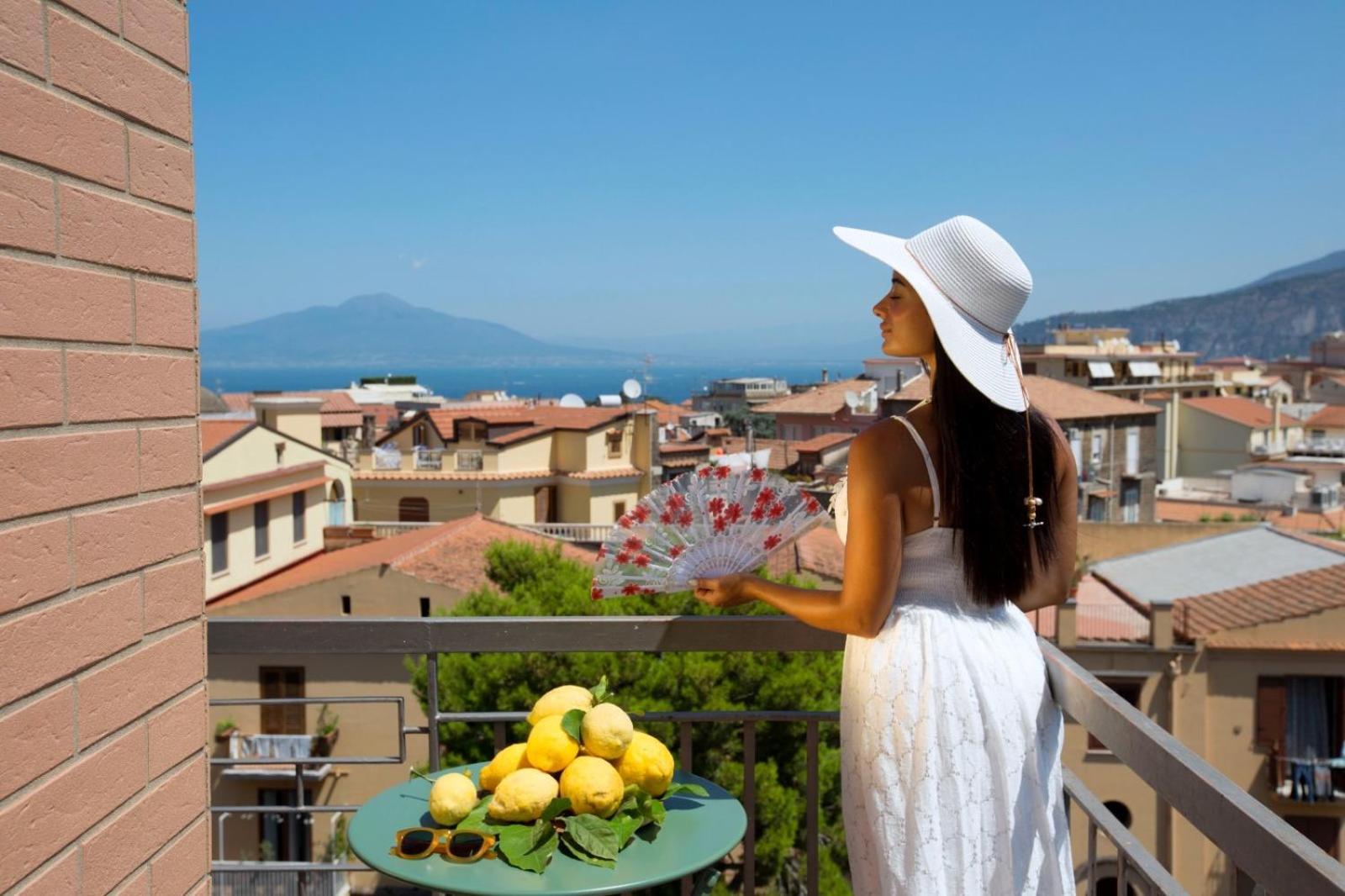 Lumar Luxury Sorrento Hotel Exterior photo